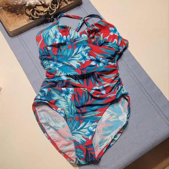 Merona One-Piece swimsuit small Red Palm Print - Picture 1 of 3